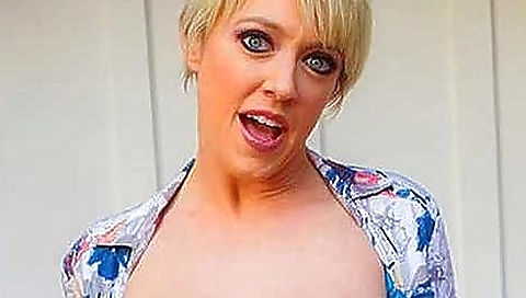 Virgin porn star with a nice ass is a great artist