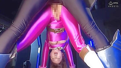 Busty brunette gets her pussy fucked by a big dick in a threesome