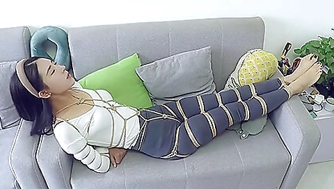 Untouched brunette 101 1080p 1999bdsmds 1080p 1080p