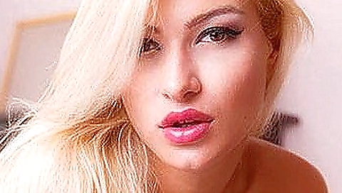 Sexy brunette cherry lips her vr porn lover's face