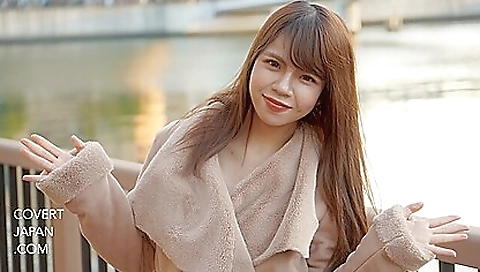 Japanese porn trainer gives a hot blowjob to a teen girl