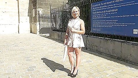 Sexy cougar in a big natural body is getting fucked